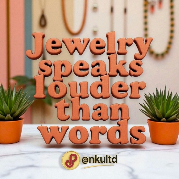 Mystical Genuine Amethyst Moon Pendant - Handcrafted Boho Copper Necklace โจ๐ - Picture 6 of 9